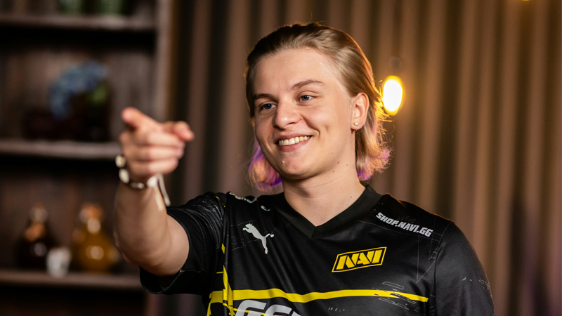 赛后群访Bin：我觉得Ale选手打得挺好的 希望能在季后赛再交手